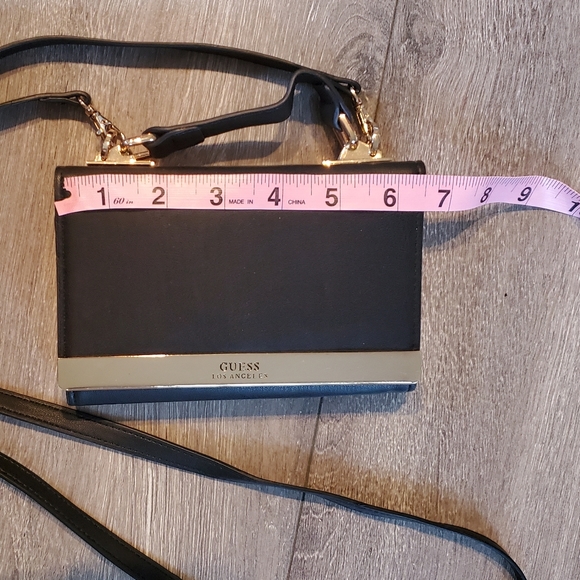 Guess Black and White Crossbody/Clutch Bag with detachable strap. - Picture 14 of 14